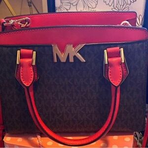Michael kors small purse